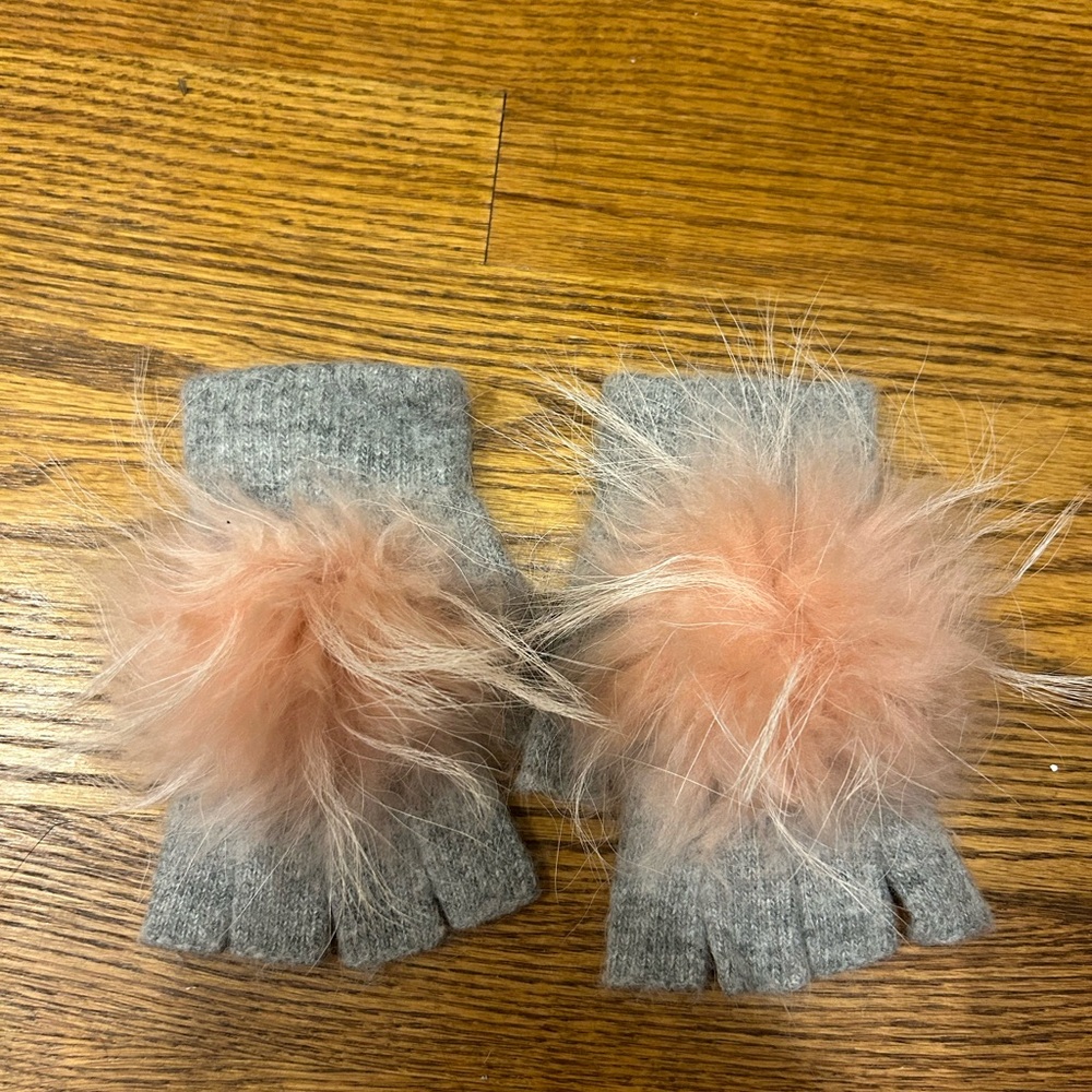 Linda Richards Fingerless Gloves